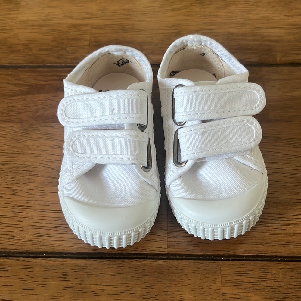 Victoria Velcro Strap Shoes
